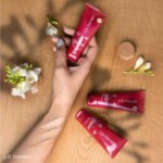 کرم ضد آفتاب و ضد لک رنگی لافارر SPF40-Light مناسب پوست خشک و معمولی - Image 2